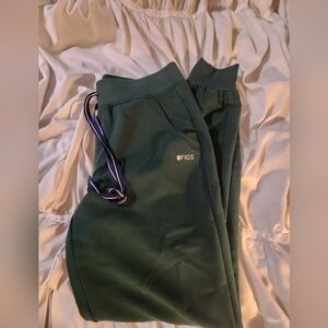 Figs Joggers Size Small Regular Length British Green Racing